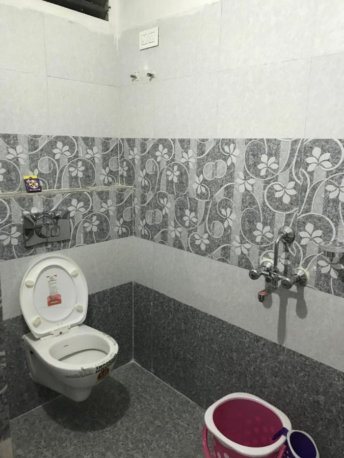 Krishnananda Dham Hotel Puri Exterior photo